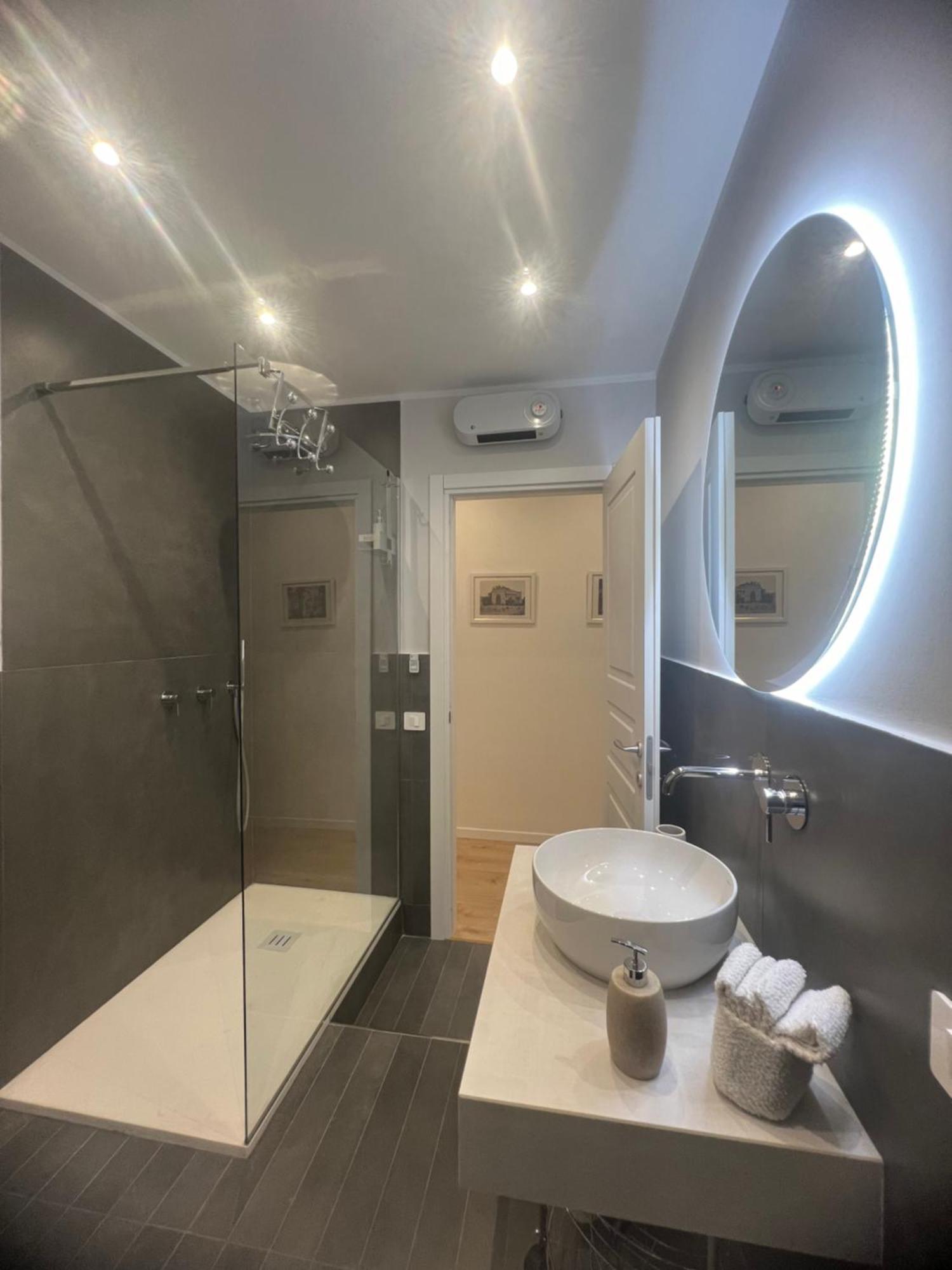 פלרמו Politeama Charming Apartment מראה חיצוני תמונה